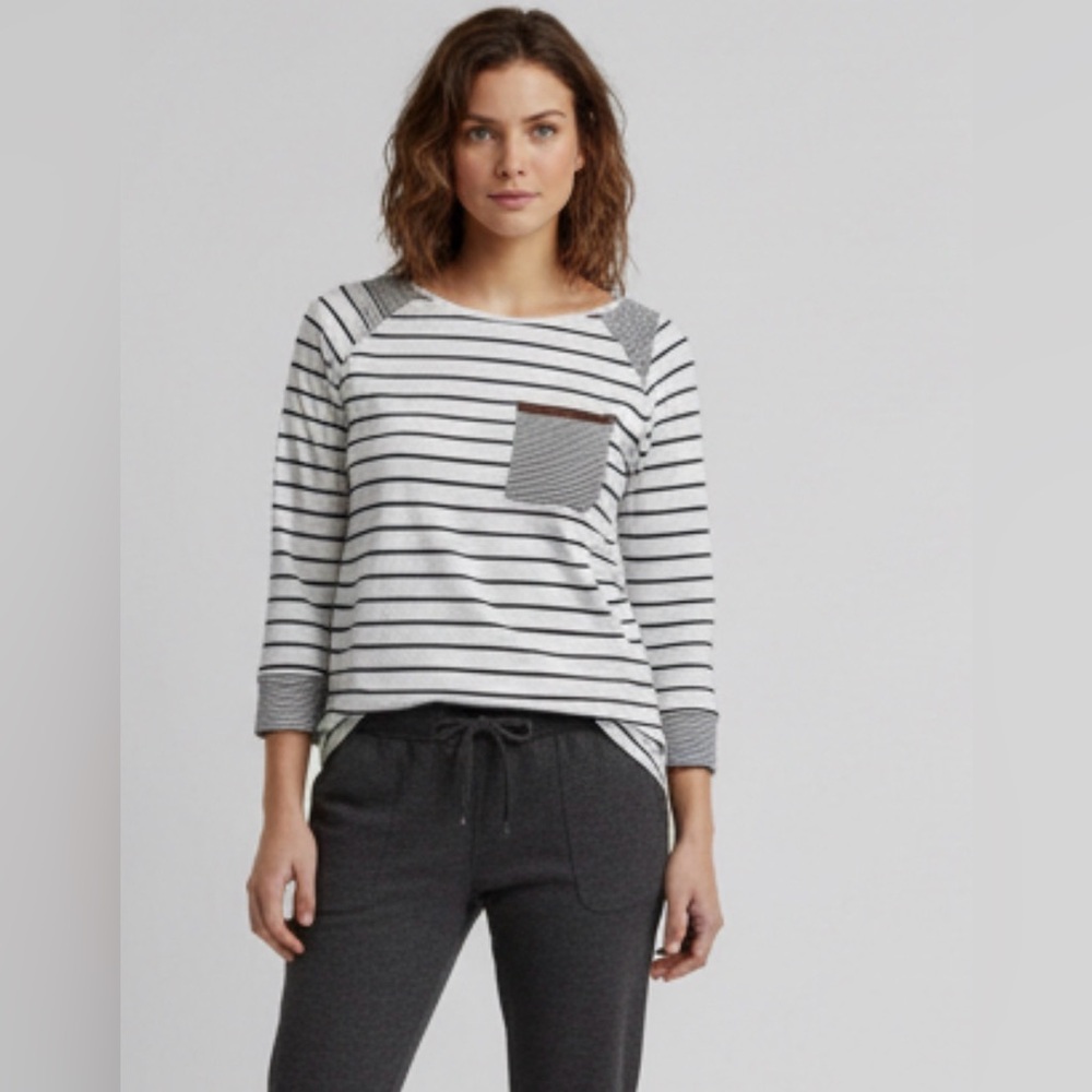 Pink Clover Black and White Striped 3/4 Sleeve Knit Top w/ Front Pocket | Sz XS
